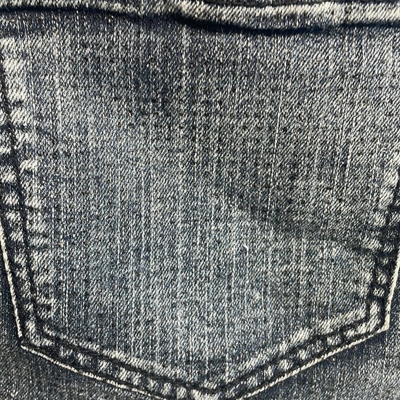 Jane Doe Jean shorts - Picture 6 of 6